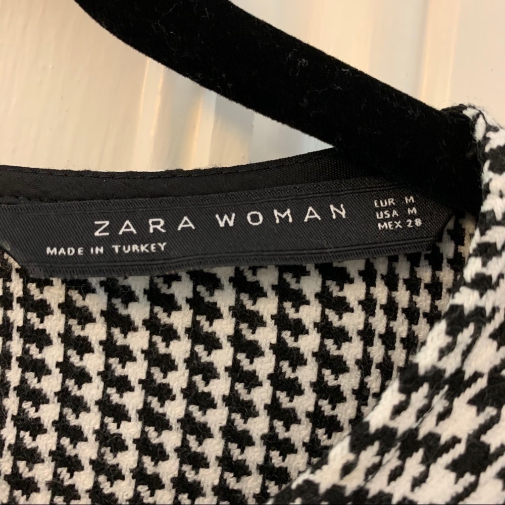 Zara Houndstooth Blouse - Picture 4 of 4